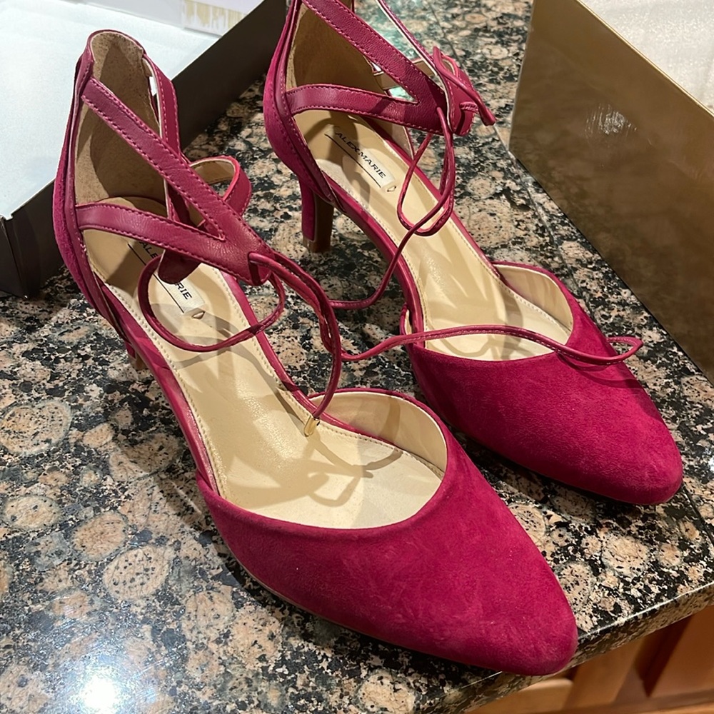 ALEX MARIE Lace Strap Kitten Heels gently used. Excellent condition